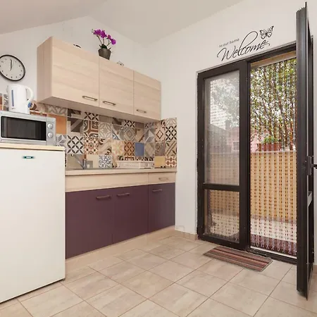 Apartment Miramare *