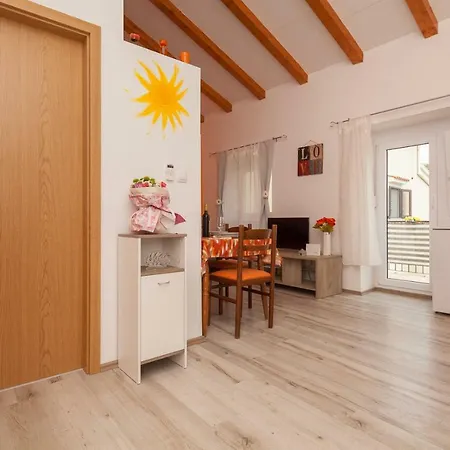 Apartment Miramare *