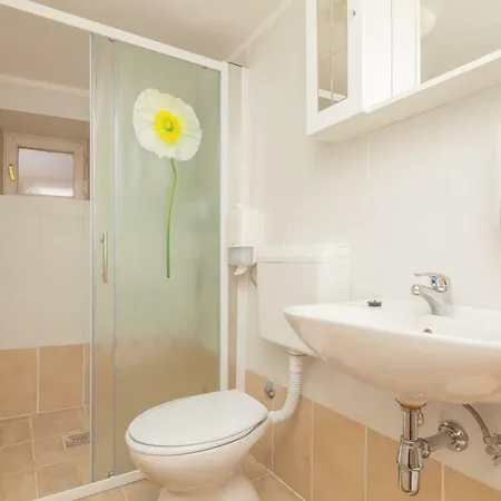 Apartment Miramare Pomer